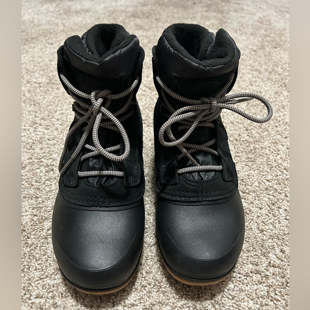 Women’s The NorthFace Snow boots